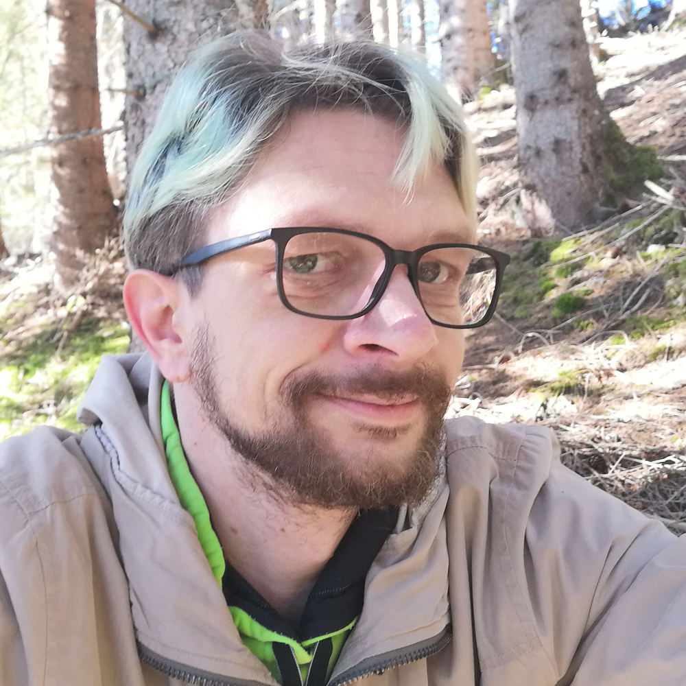 <div class="fw-semibold mb-1">Nikolaus Flamann</div>